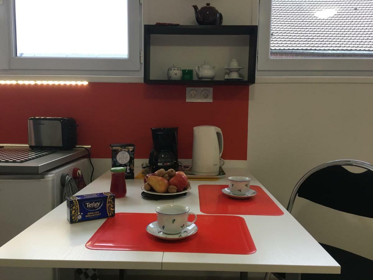 Le Clemenceau Apartment Peronne  Bagian luar foto